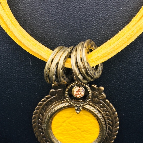 Handmade necklace - Picture 3 of 8